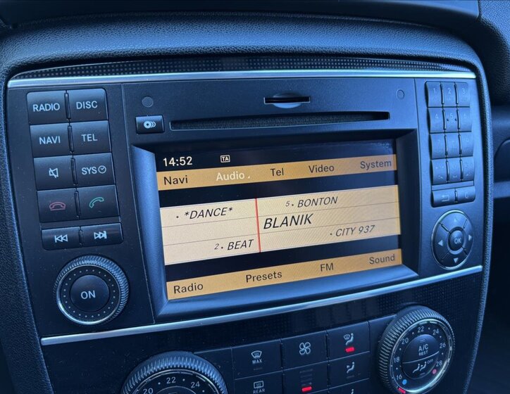 Mercedes-Benz Třídy R Kombi 3,0 l 165 kw