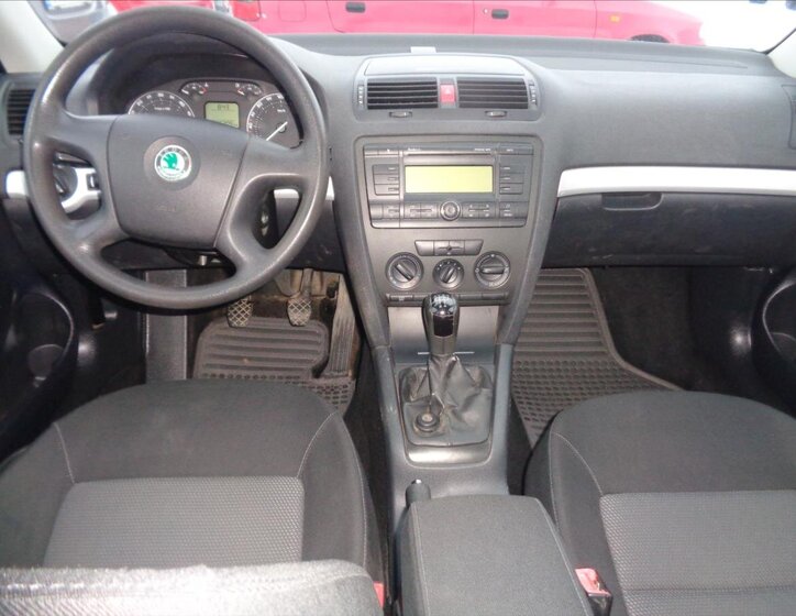 Škoda Octavia Sedan 1,9 l 77 kw