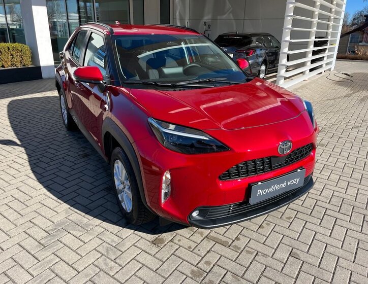 Toyota Yaris Cross SUV / Terénní 1,5 l 68 kw