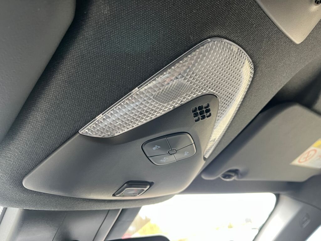 Toyota C-HR SUV / Terénní 1,8 l 72 kw