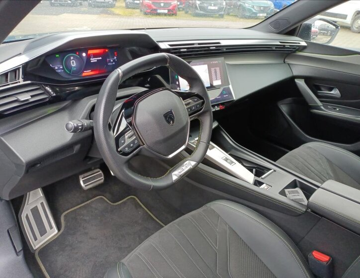 Peugeot 308 Kombi 1,5 l 96 kw