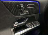 Mercedes-Benz GLA 12