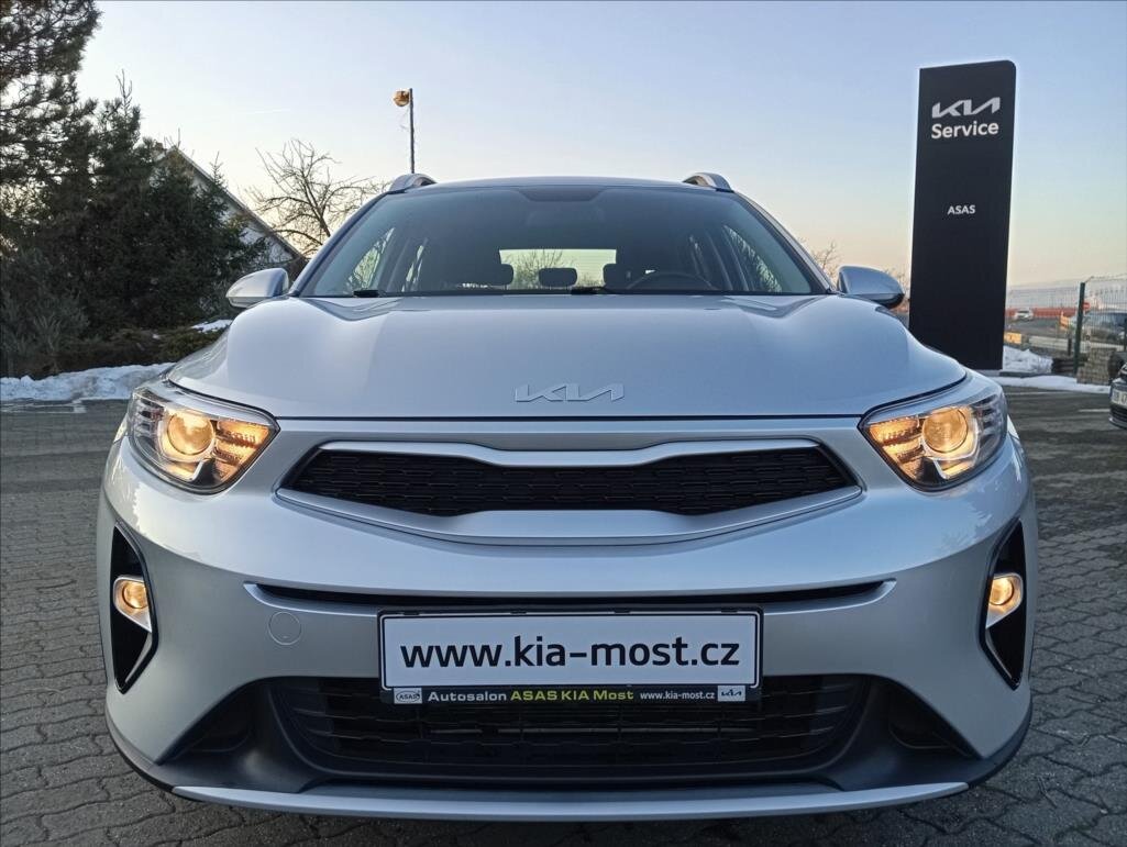 KIA Stonic SUV 1,2 l 62 kw