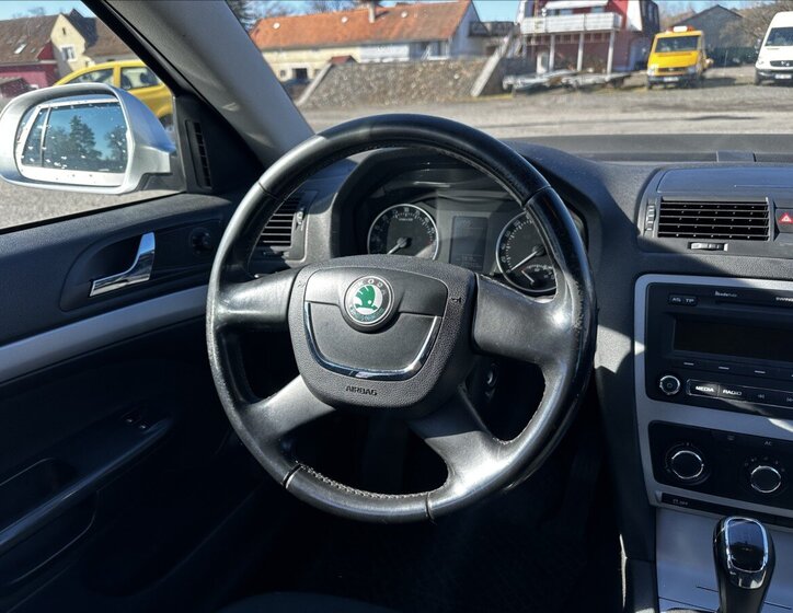 Škoda Octavia Kombi 1,6 l 77 kw