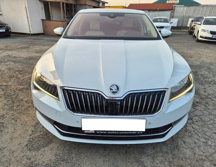 Škoda Superb Sedan / Limuzína 2,0 l 110 kw