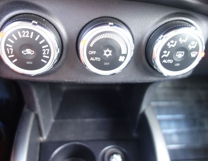 Mitsubishi Outlander 25