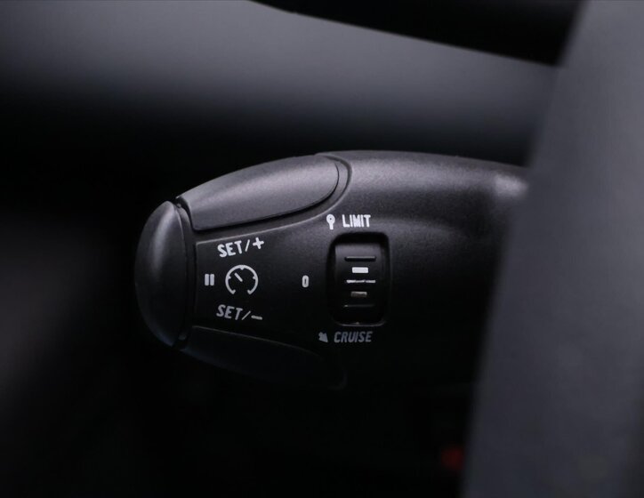 Peugeot 5008 MPV 1,6 l 88 kw