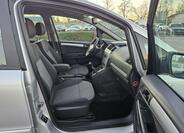 Opel Zafira 26