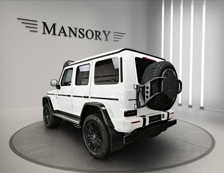 Mercedes-Benz Třídy G SUV / Terénní 4,0 l 430 kw