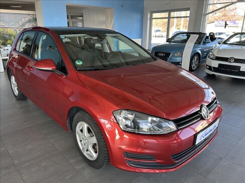 Volkswagen Golf Hatchback 1,2 l 77 kw