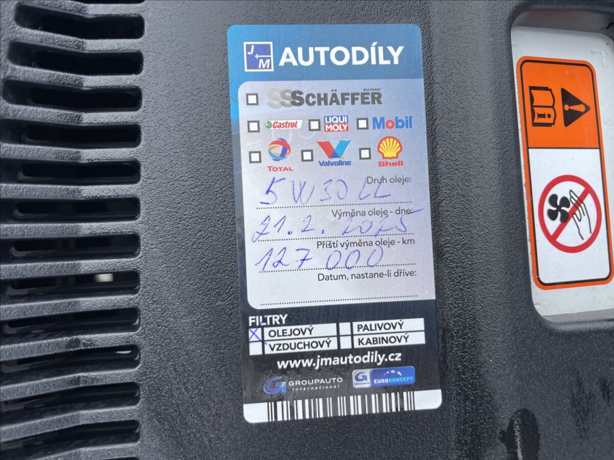 Mitsubishi Outlander SUV / Terénní 2,3 l 110 kw