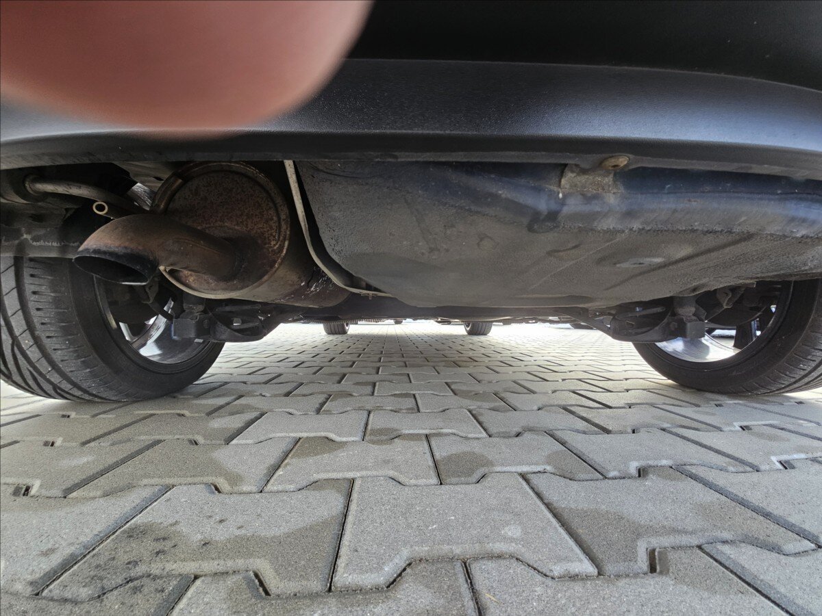 Škoda Rapid Hatchback 1,2 l 77 kw