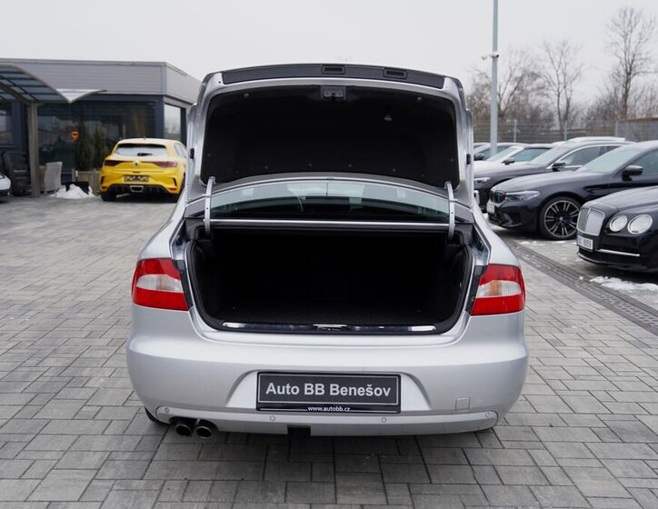 Škoda Superb Sedan 1,8 l 118 kw