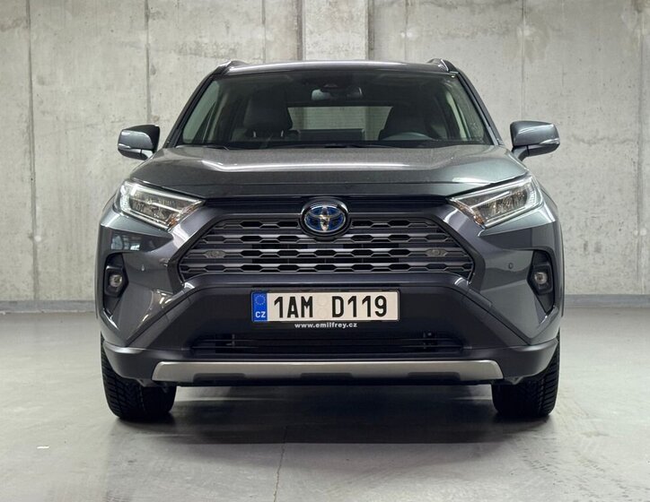 Toyota RAV4 SUV 2,5 l 163 kw