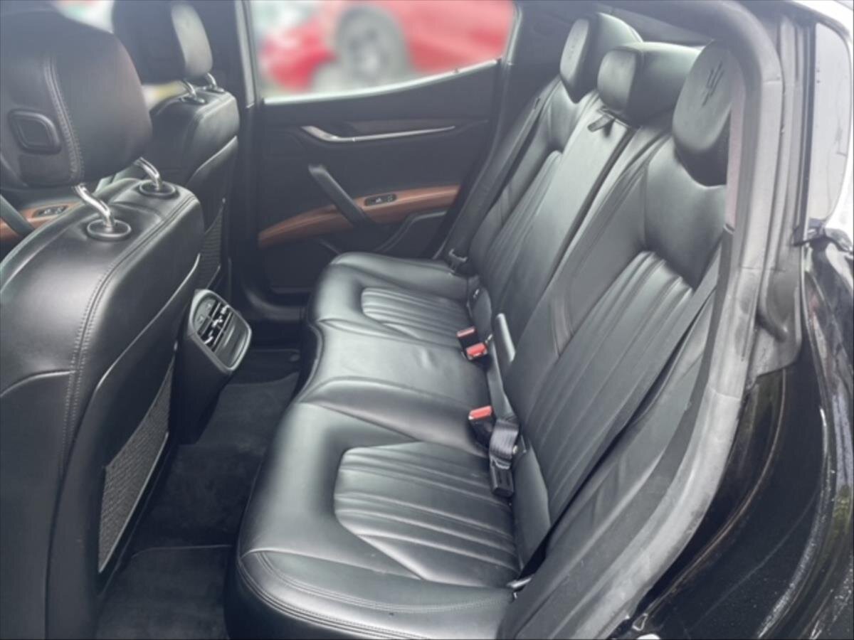 Maserati Ghibli Sedan 3,0 l 202 kw