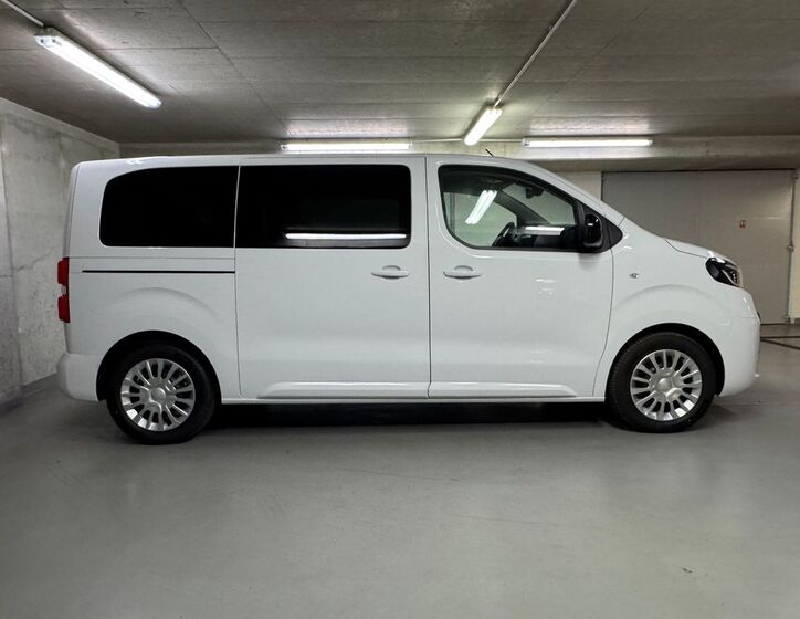 Toyota ProAce Verso 4