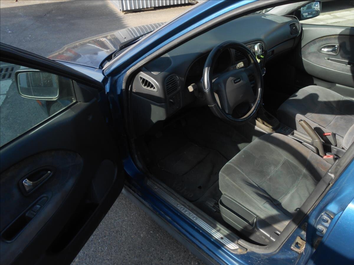 Volvo V40 Kombi 1,9 l 70 kw