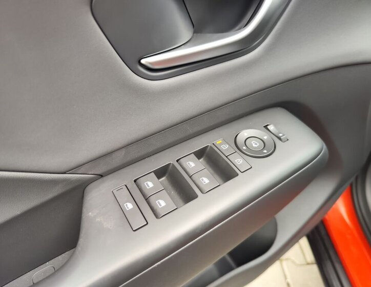 Hyundai Kona SUV 1,6 l 104 kw