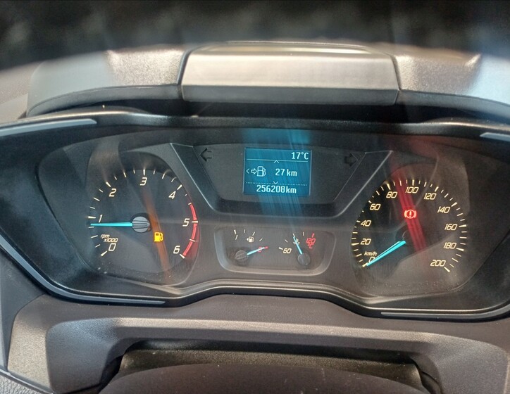 Ford Transit Custom 18