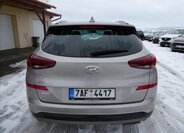 Hyundai Tucson SUV 1,6 l 85 kw