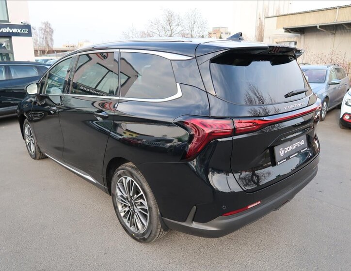 Dongfeng U-Tour MPV 1,5 l 130 kw