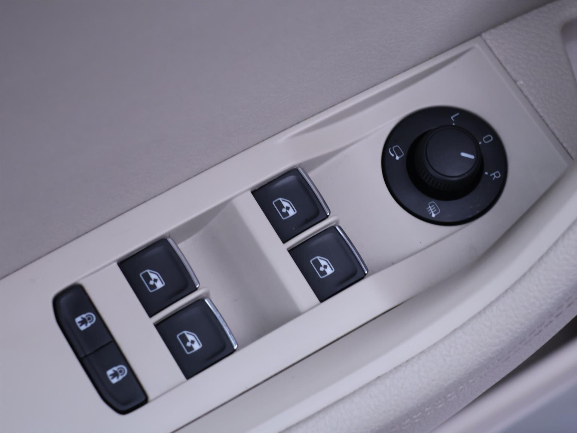 Škoda Superb Liftback 2,0 l 206 kw