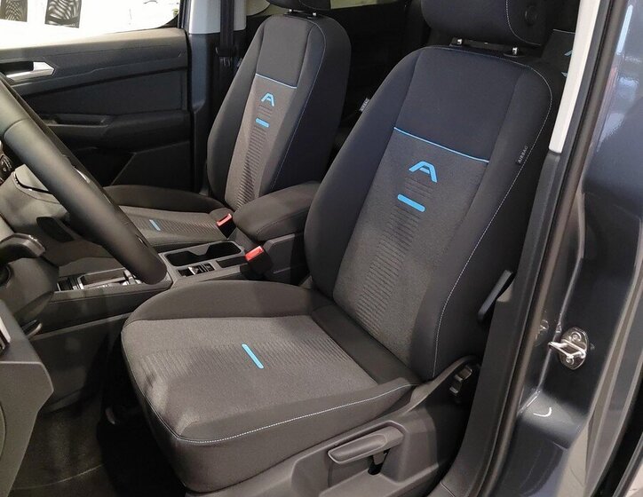 Ford Tourneo Connect MPV 1,5 l 110 kw