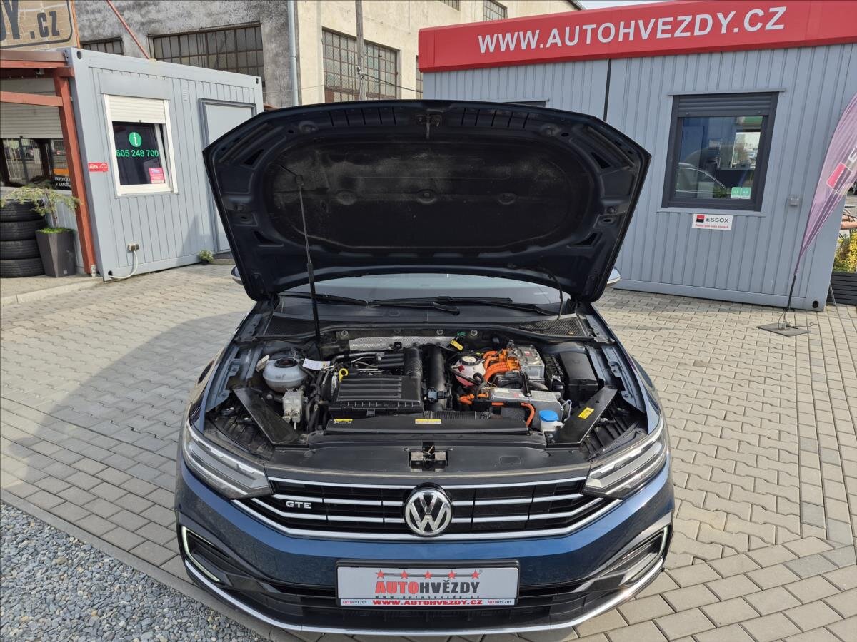Volkswagen Passat Kombi 1,4 l 160 kw