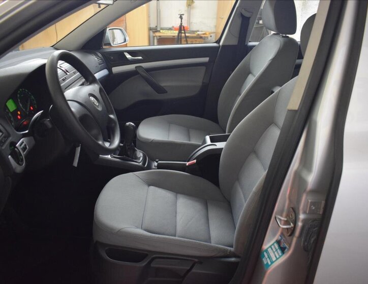 Škoda Octavia Liftback 1,6 l 75 kw