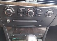 BMW Řada 5 Kombi 3,0 l 170 kw