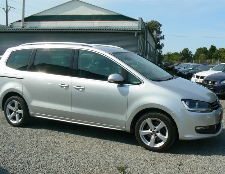 Volkswagen Sharan 8