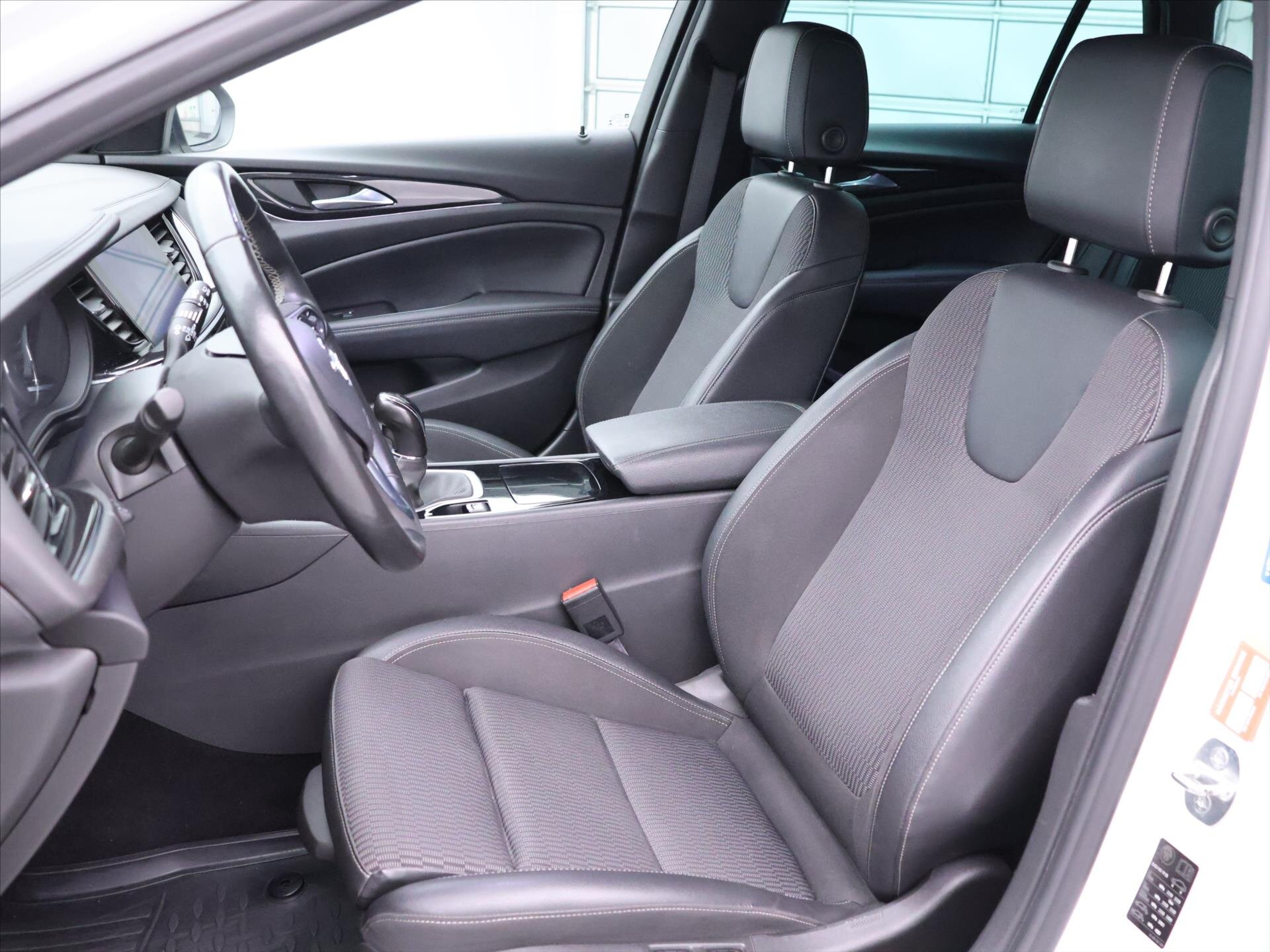 Opel Insignia Kombi 2,0 l 128 kw