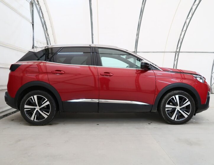 Peugeot 3008 SUV 2,0 l 110 kw