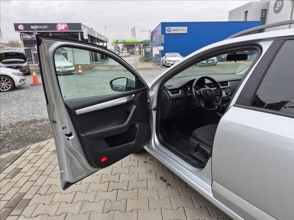 Škoda Octavia Kombi 2,0 l 110 kw