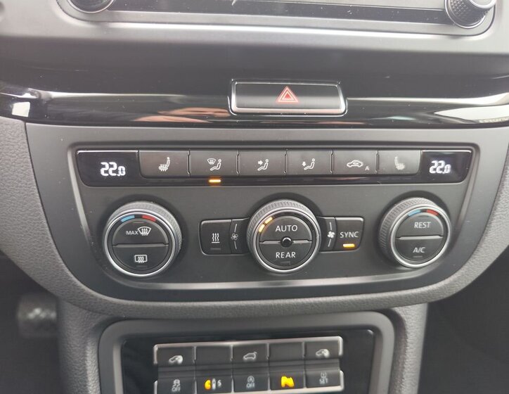 Volkswagen Sharan 23