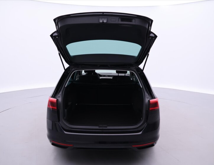 Volkswagen Passat Kombi 2,0 l 110 kw