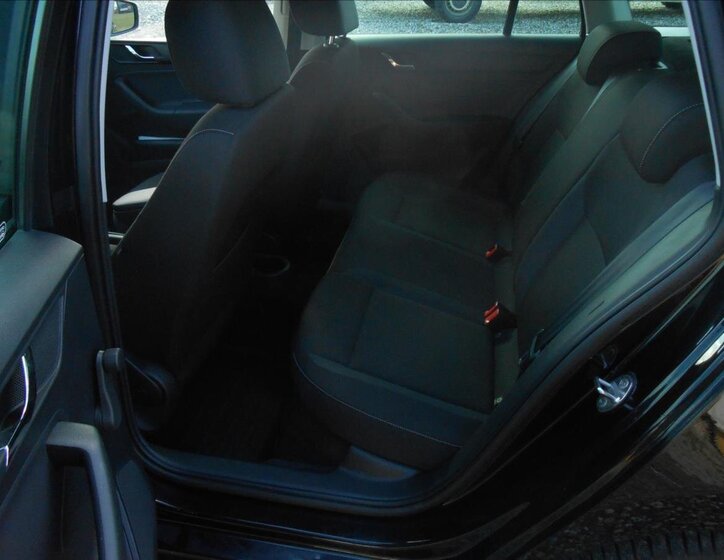 Škoda Rapid Hatchback 1,2 l 77 kw