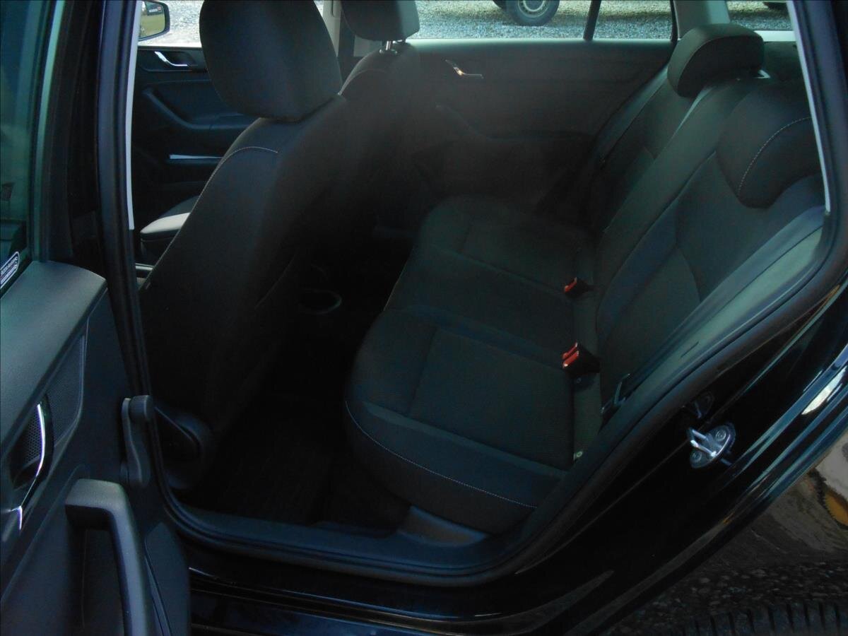 Škoda Rapid Hatchback 1,2 l 77 kw