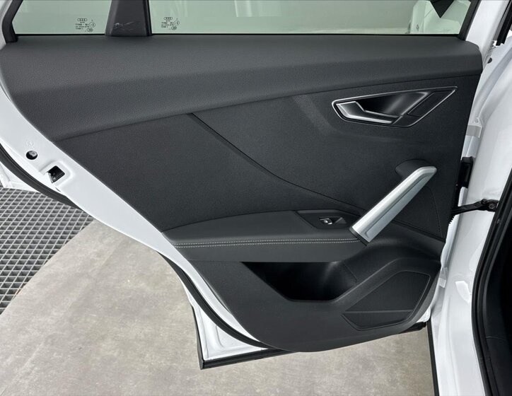 Audi Q2 SUV / Terénní 1,5 l 110 kw