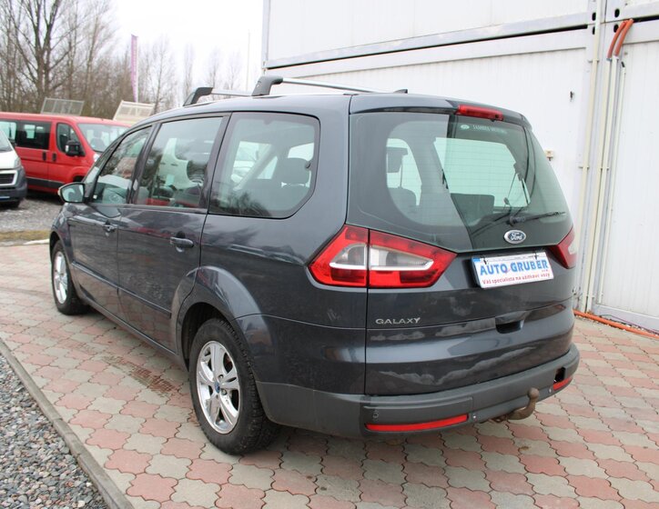 Ford Galaxy Kombi 1,8 l 92 kw