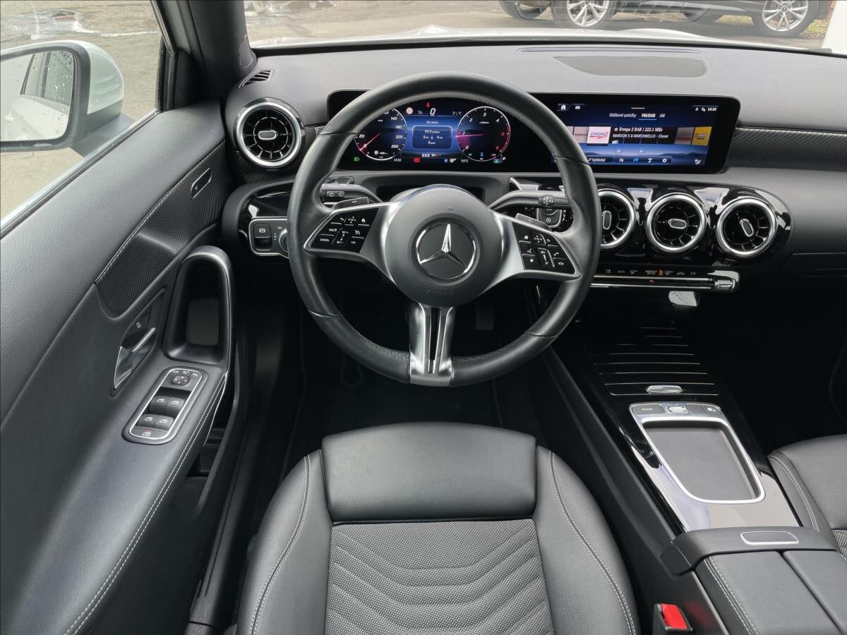 Mercedes-Benz Třídy A Hatchback 2,0 l 110 kw