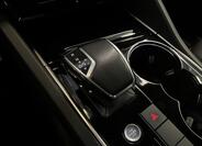 Volkswagen Touareg 16