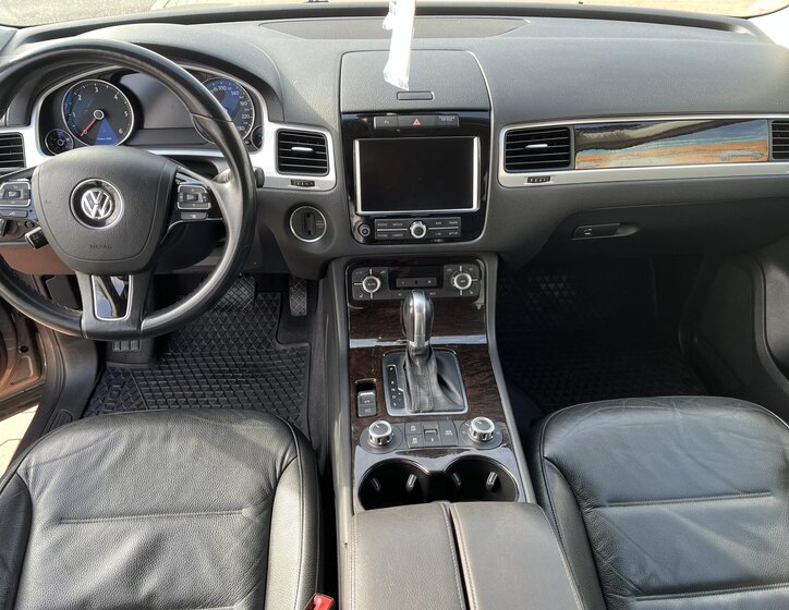 Volkswagen Touareg SUV 3,0 l 176 kw