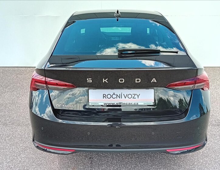 Škoda Octavia Sedan / Limuzína 1,5 l 110 kw
