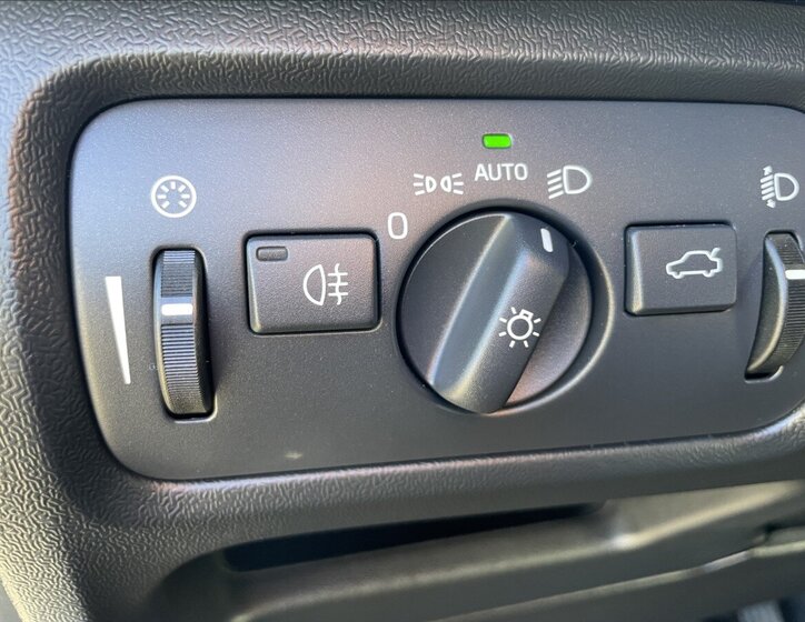 Volvo V40 Hatchback 2,0 l 140 kw