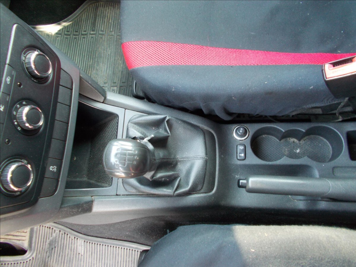 Škoda Yeti SUV / Terénní 1,2 l 77 kw