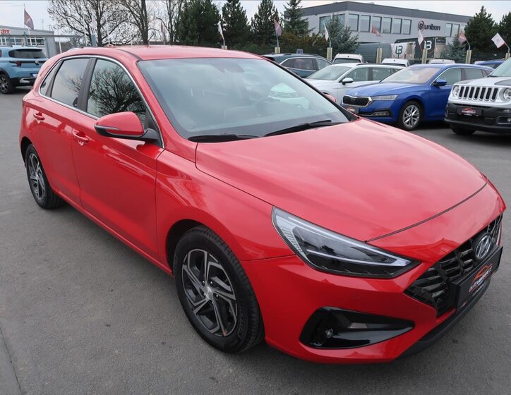 Hyundai i30 Hatchback 998,0 88 kw