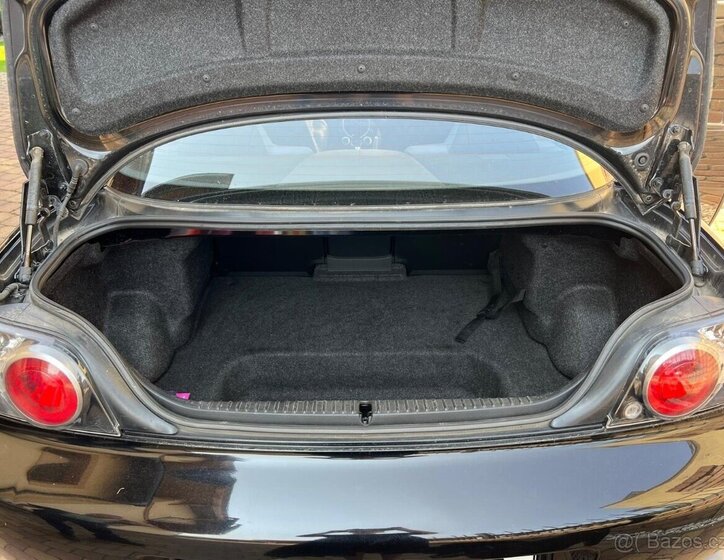 Mazda RX-8 Sedan / Limuzína 0,0 141 kw