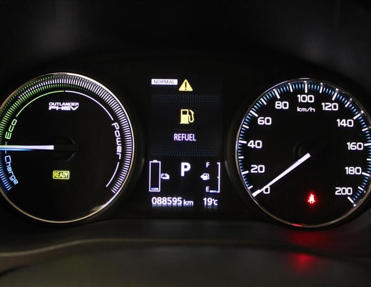 Mitsubishi Outlander 21