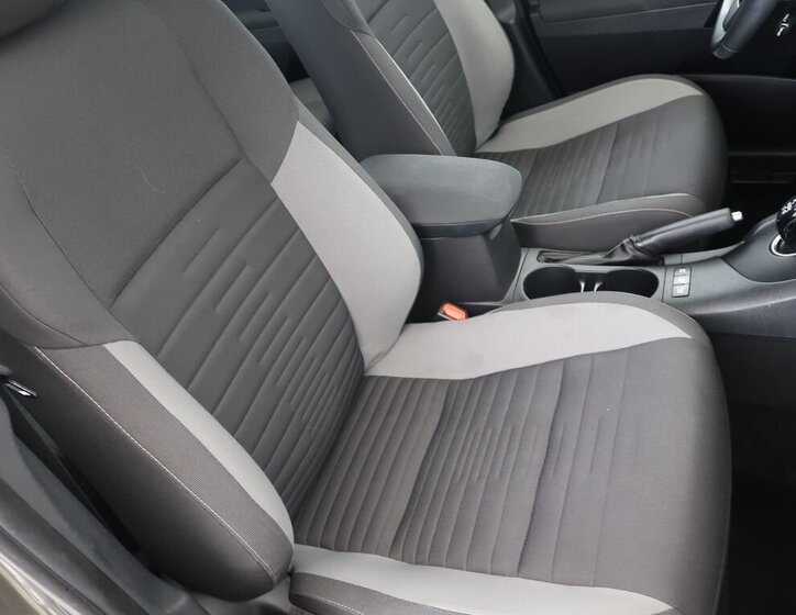 Toyota Auris Kombi 1,8 l 73 kw